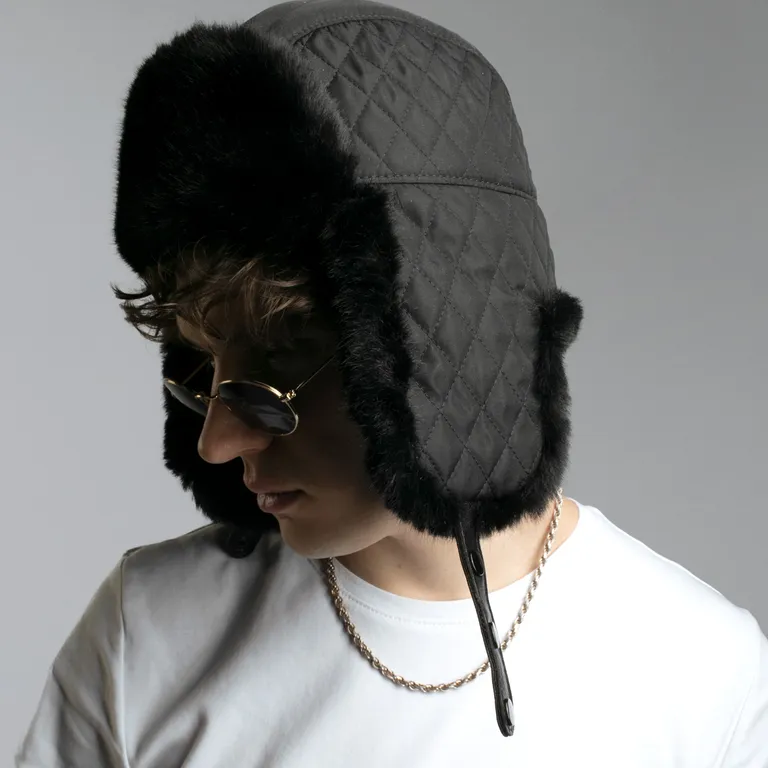 Brodeks / Шапка-ушанка KM 109 черный мех