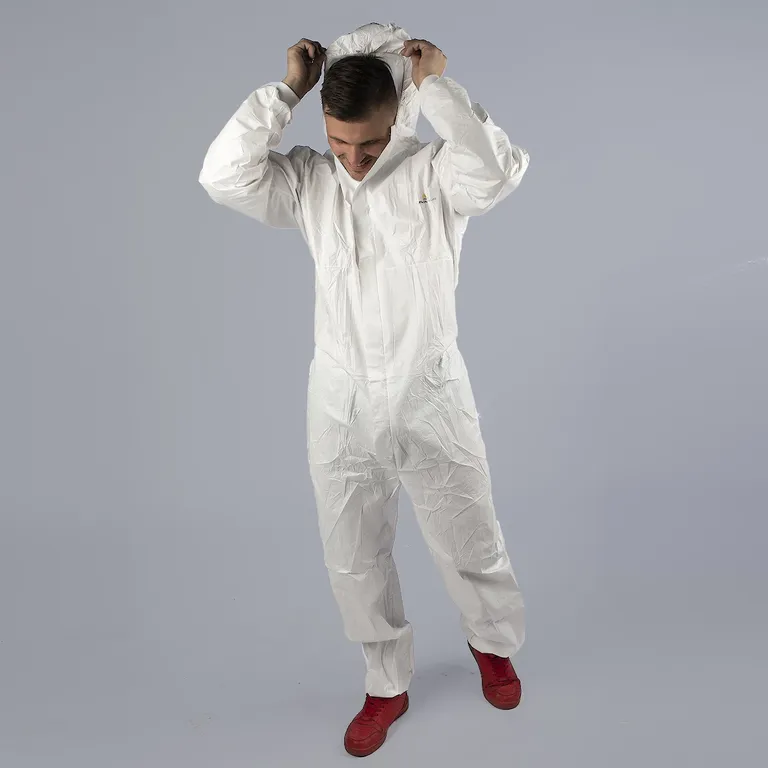 DELTA PLUS / Комбинезон защитный DT221