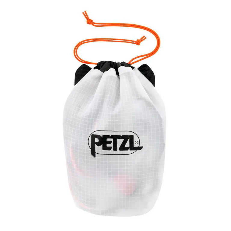 PETZL / Фонарь налобный NAO RL