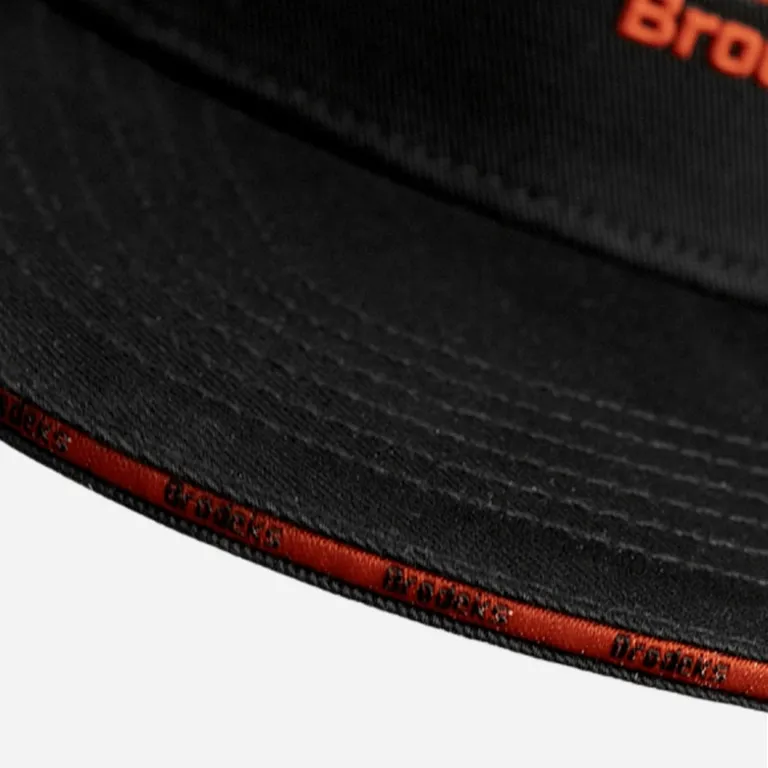 Brodeks / Бейсболка Brodeks KM131