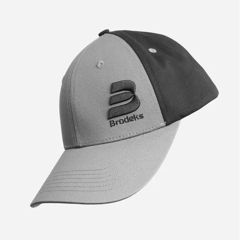 Brodeks / Бейсболка Brodeks KM130