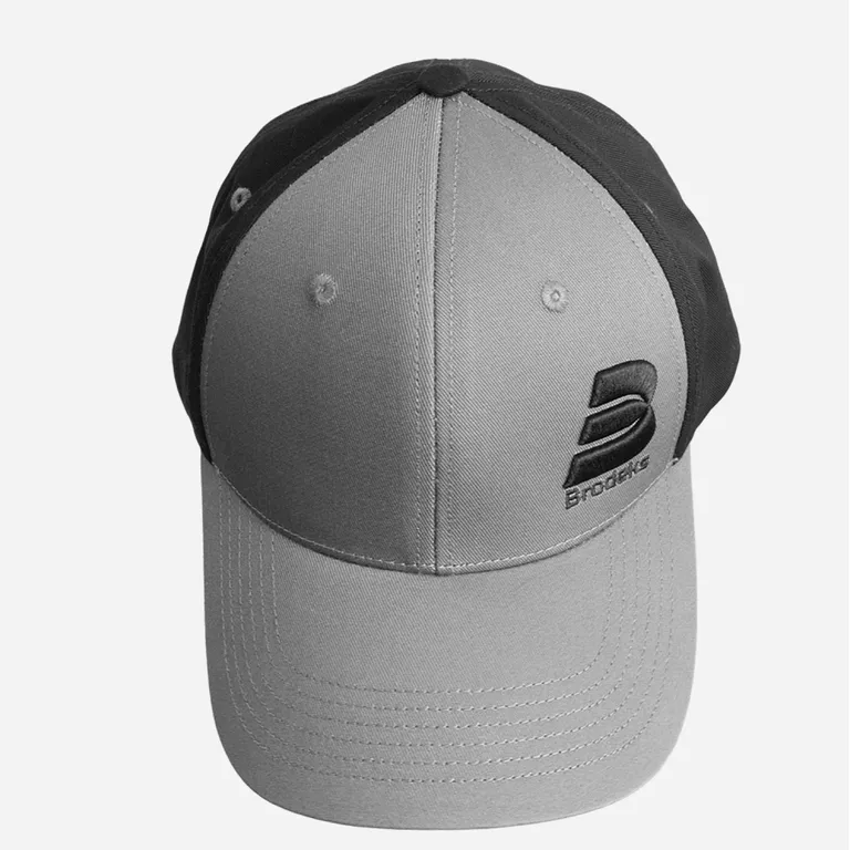 Brodeks / Бейсболка Brodeks KM130