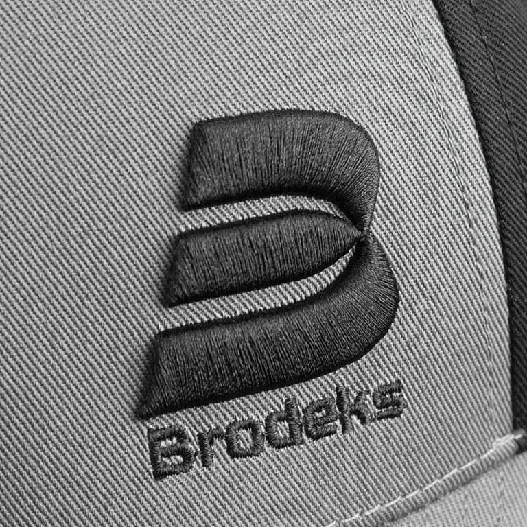 Brodeks / Бейсболка Brodeks KM130