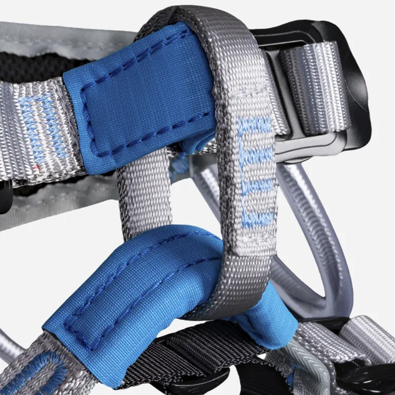 Vento / Детская скалолазная беседка «Маугли»