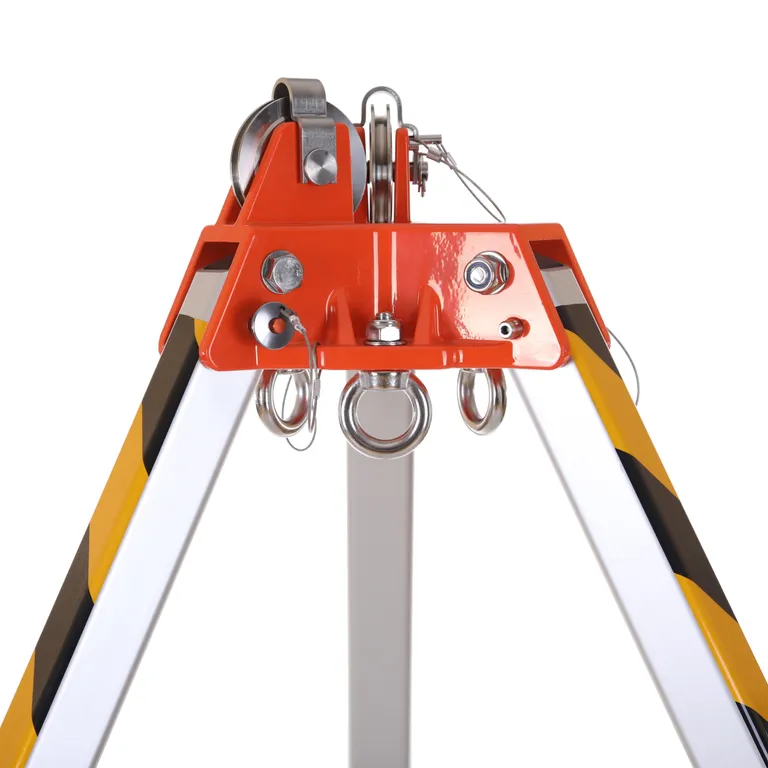 Alpsafe / Переносной штатив-тренога «АТЛАНТ» с лебедкой 30 метров