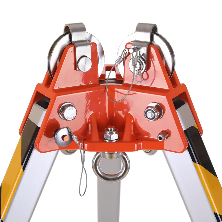 Alpsafe / Переносной штатив-тренога «АТЛАНТ» с лебедкой 30 метров