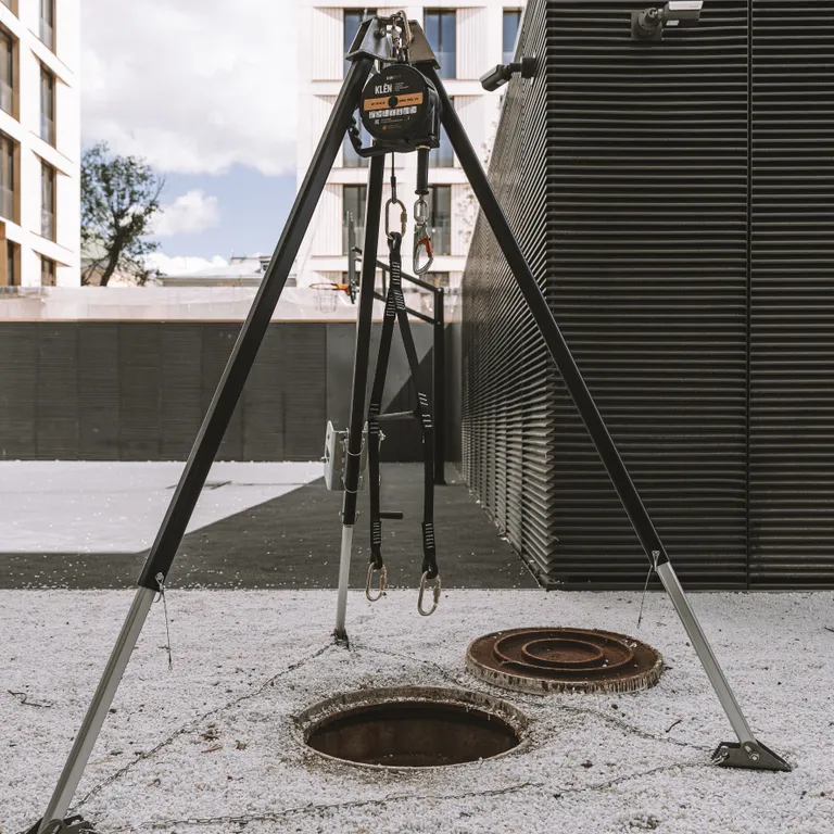 HIGH SAFETY / Тренога HS-TM9W/HS-W502 с лебёдкой 25 метров