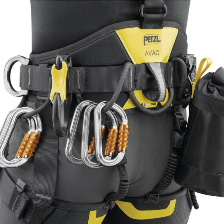 PETZL / Привязь страховочная AVAO FAST Int
