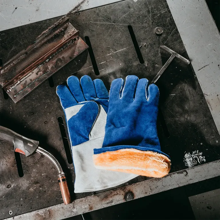 Jeta Safety / Перчатки сварщика с крагой JWK601 Ferrus Frost