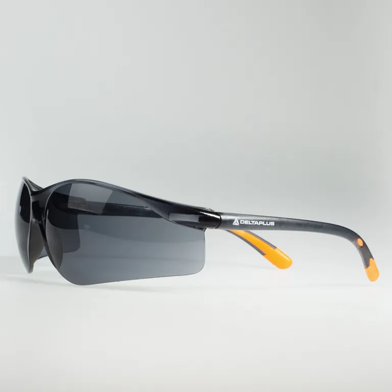 DELTA PLUS / Очки защитные открытыте MEIA с затемненной линзой