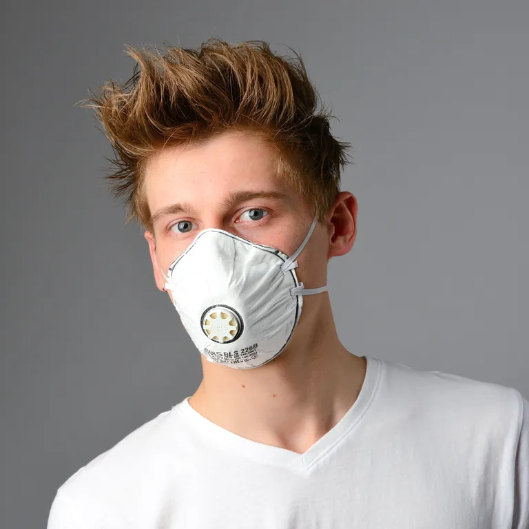 BLS / Респиратор 226B FFP2 NR D