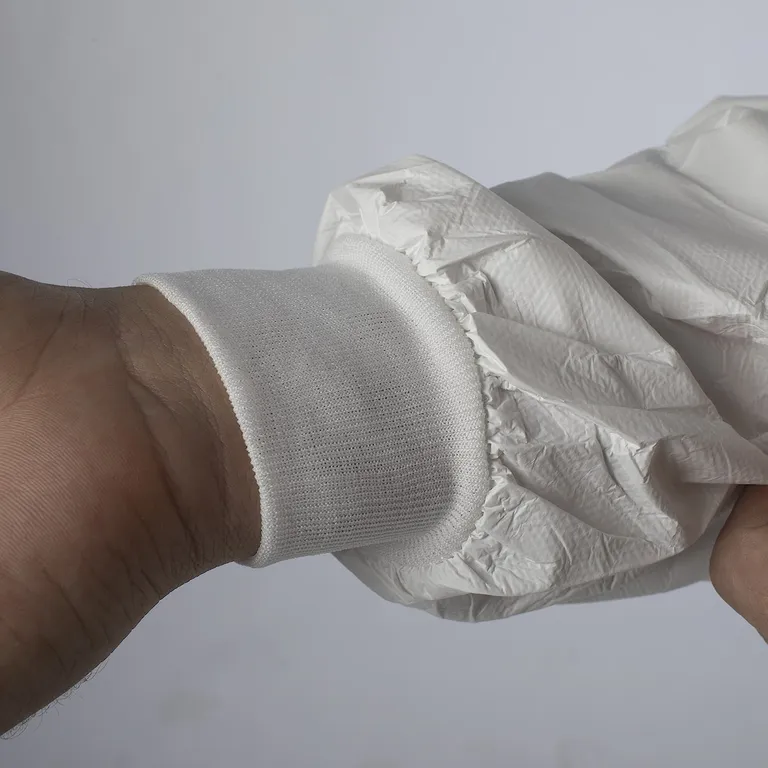 DELTA PLUS / Комбинезон защитный DT221