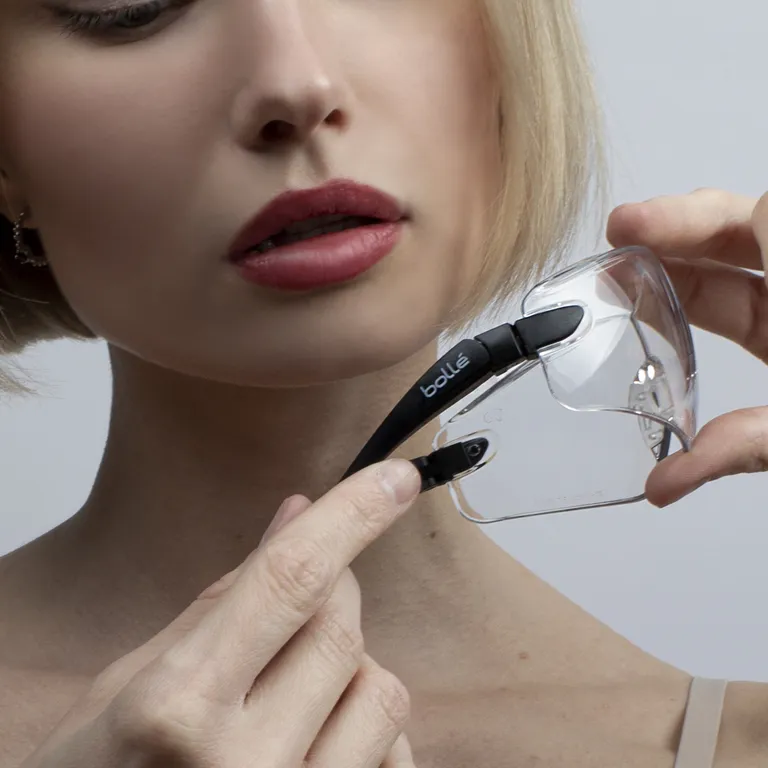 Bolle / Защитные очки COBRA прозрачные Platinum