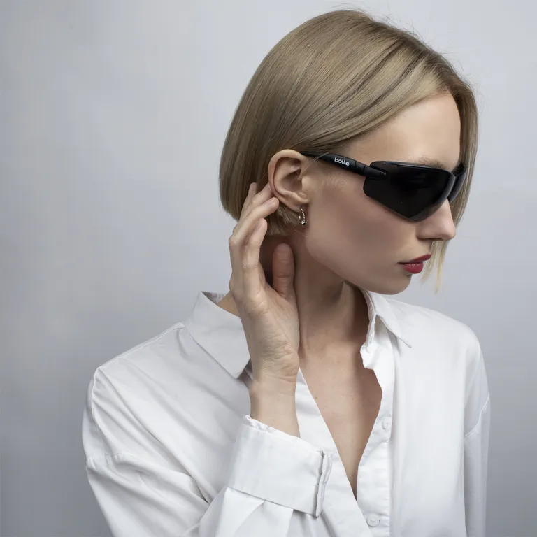 Bolle / Защитные очки COBRA с затемненной линзой