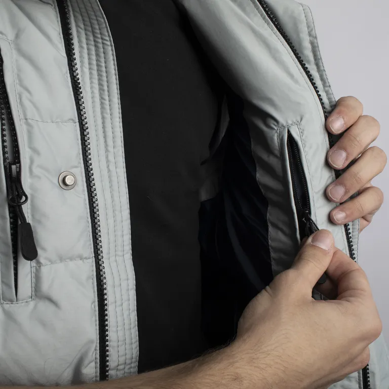 BVN travel / Жилет мужской пуховый TRAVEL