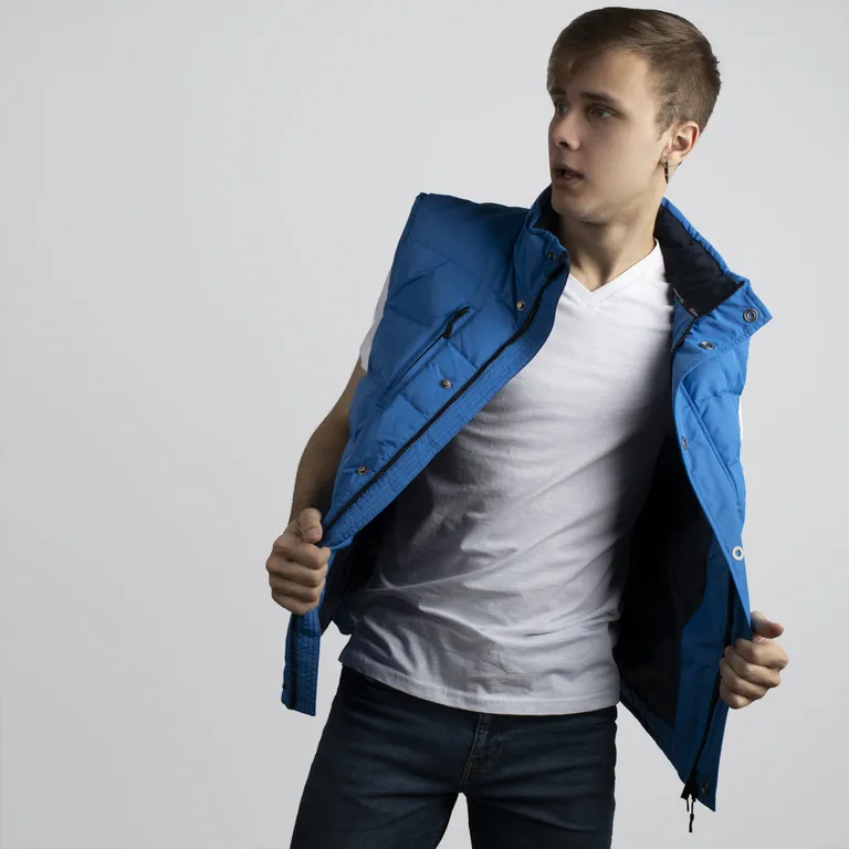 BVN travel / Жилет мужской пуховый TRAVEL