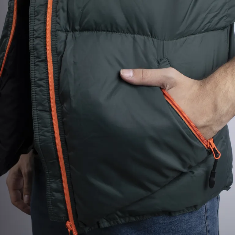 BVN travel / Жилет мужской пуховый Альпинист