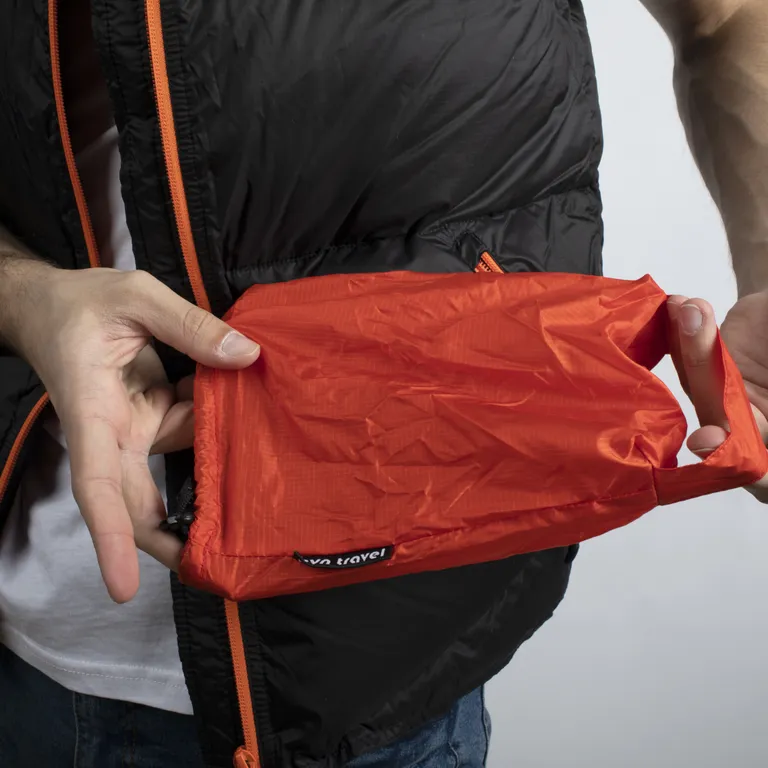 BVN travel / Жилет мужской пуховый Альпинист