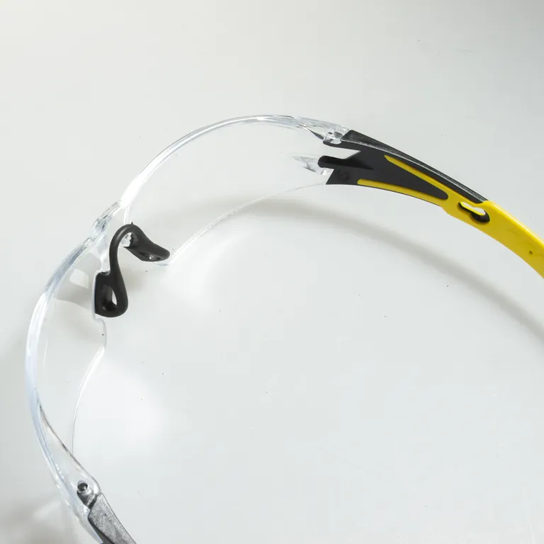 ЕЛАНПЛАСТ / Очки защитные Компаньон с двусторонним незапотевающим покрытием